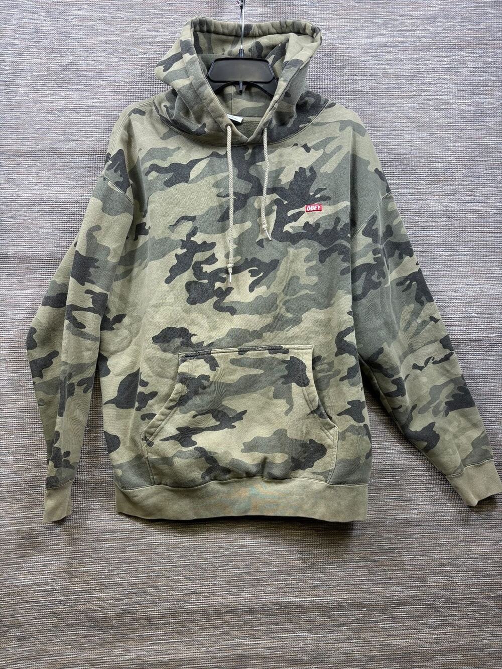 OBEY Hoodie Mens Size Large Green Camo Fleece Pullover Kangaroo Pocket Logo
